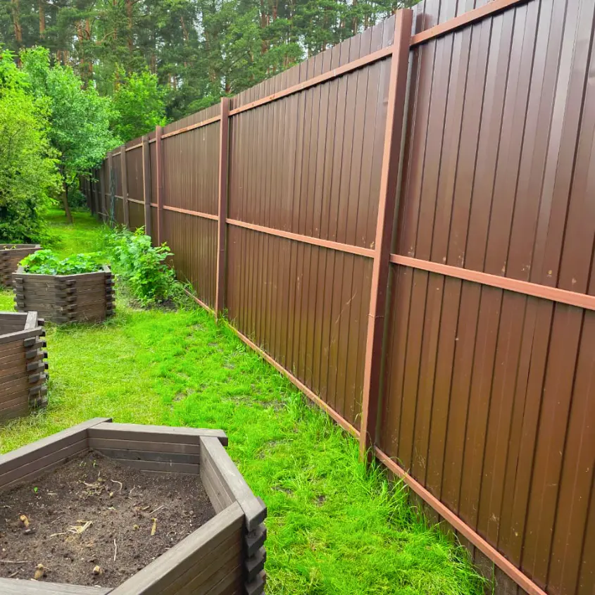 Фото 1 Grass Fence декор внутренней стороны забора из профлиста
