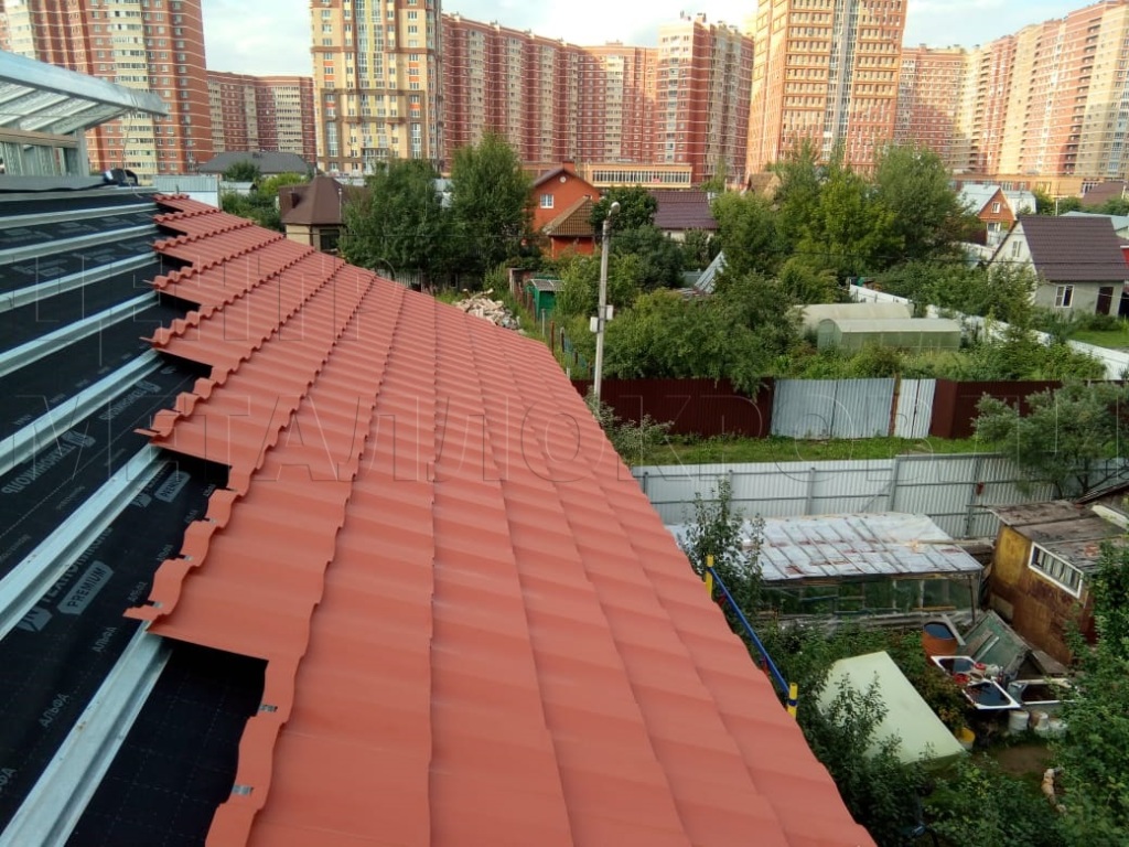 Металлочерепица Геркулес 8004 терракотовый Стальной Бархат от Центра Металокровли в Рудном